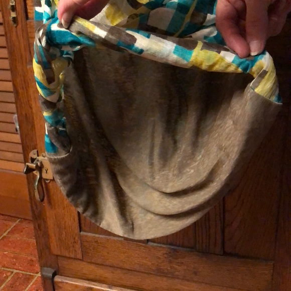 Top - Picture 4 of 4